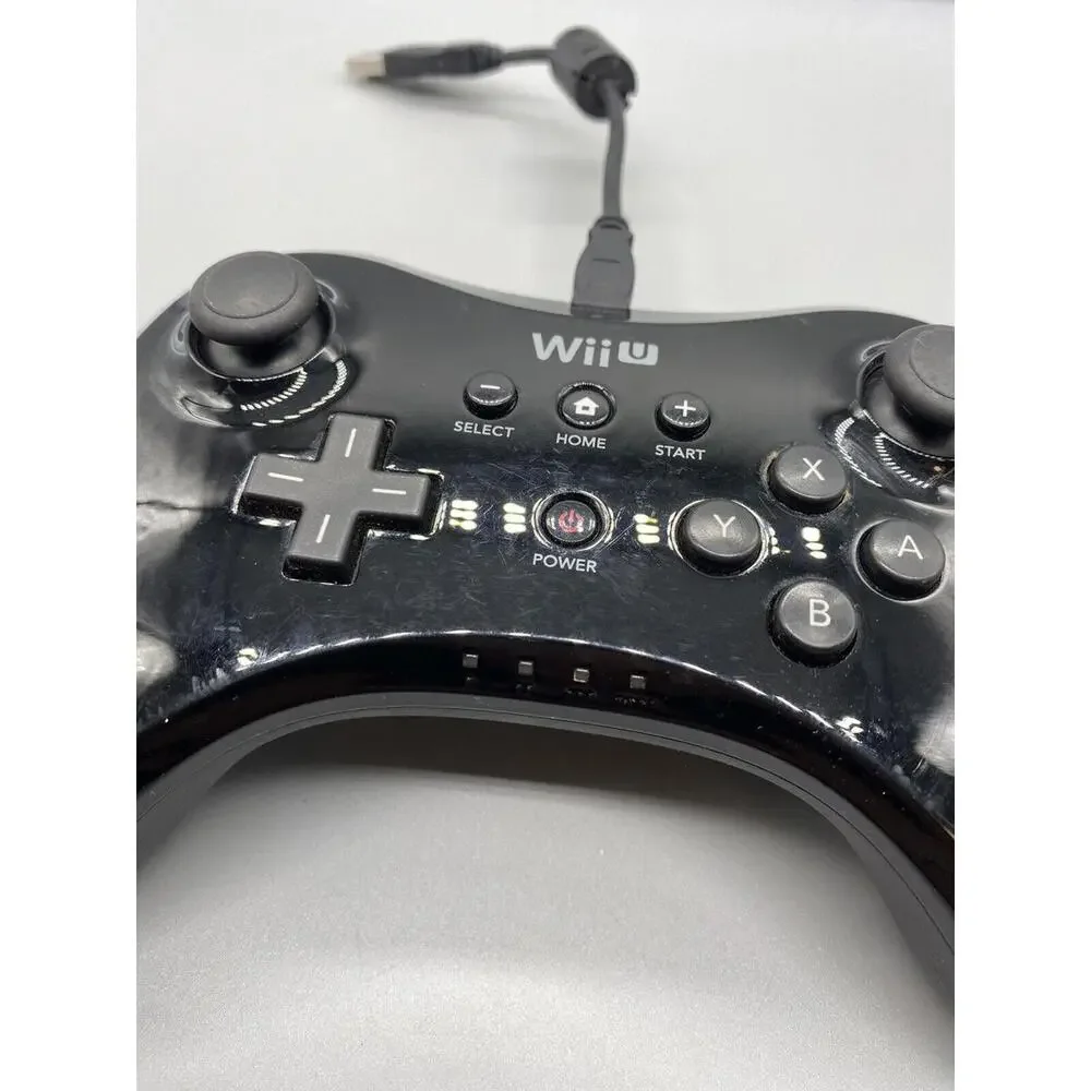 OEM Nintendo Wii U Pro Black Wireless Controller And Charger WUP-005